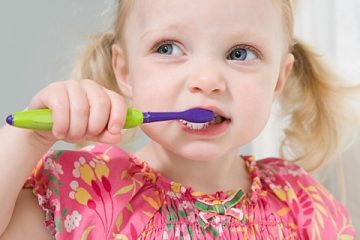 Phòng chống sâu răng cho trẻ