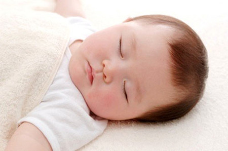 Các tư thế ngủ và sức khỏe của bé - Chăm sóc bé - Chăm sóc trẻ em - Giấc ngủ của bé - Giúp bé ngủ ngon - Sức khỏe trẻ em