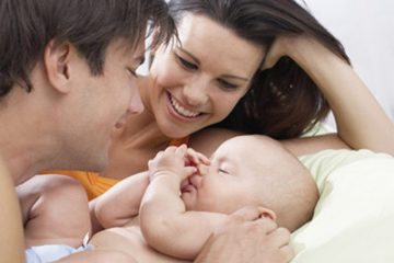5 cách để bé và bố mẹ làm quen với nhau