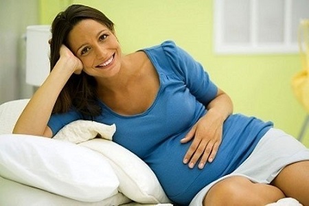 Một nghiên cứu mới cho thấy nghỉ ngơi tại giường khi mang thai không giảm được nguy cơ sinh non.