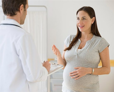 Rối loạn tuyến giáp gây ra biến chứng trong thai kỳ.