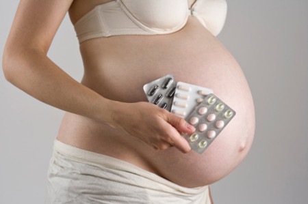 Paracetamol là loại thuốc an toàn để giảm đau đầu trong thai kỳ
